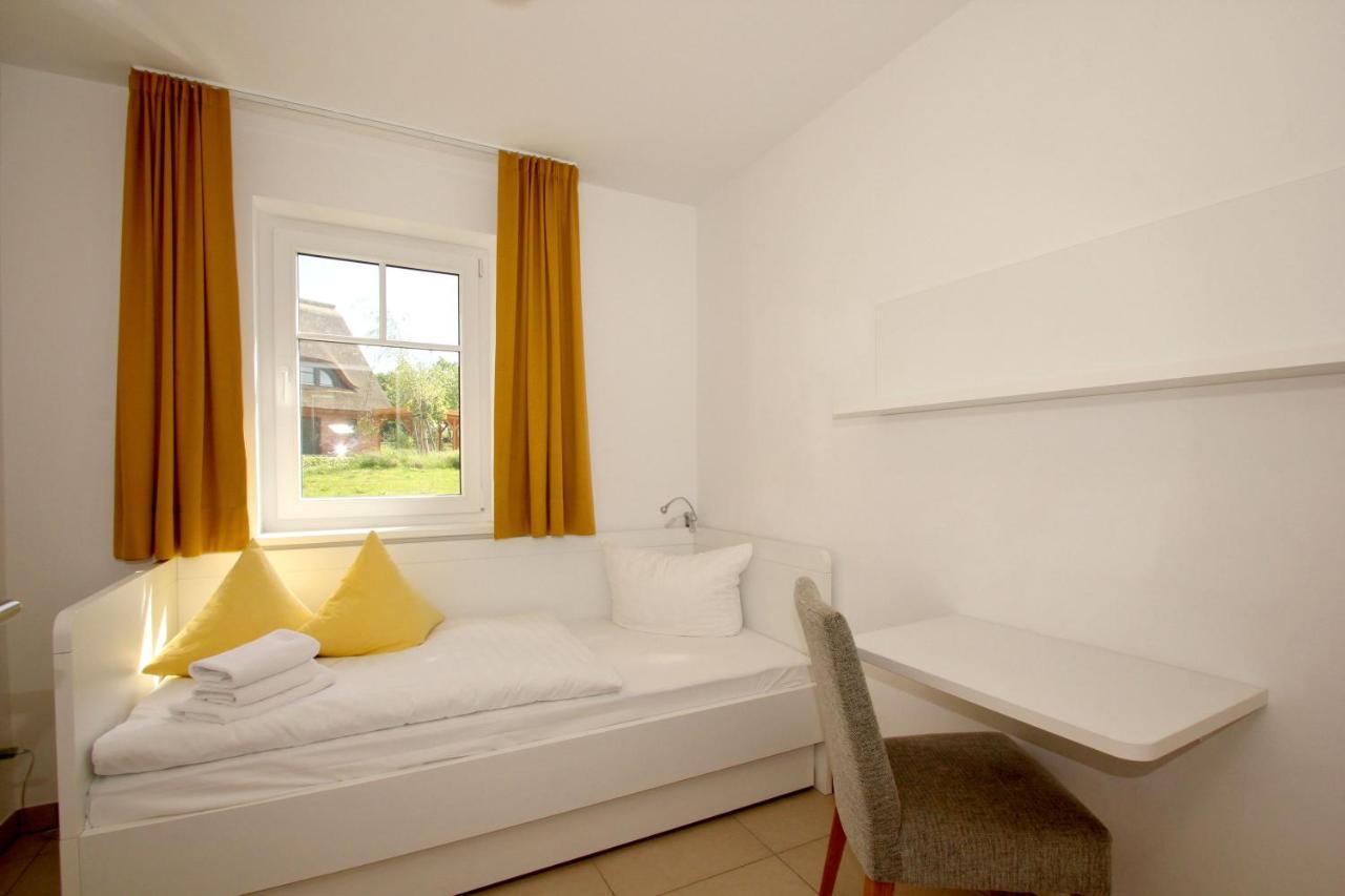 Strandnahe Fewo Mit Terrasse, Gratis Nutzung Vom Ahoi Erlebnisbad Und Sauna In Sellin - Rex Rugia Fewo 28-3 Lobbe Exterior foto
