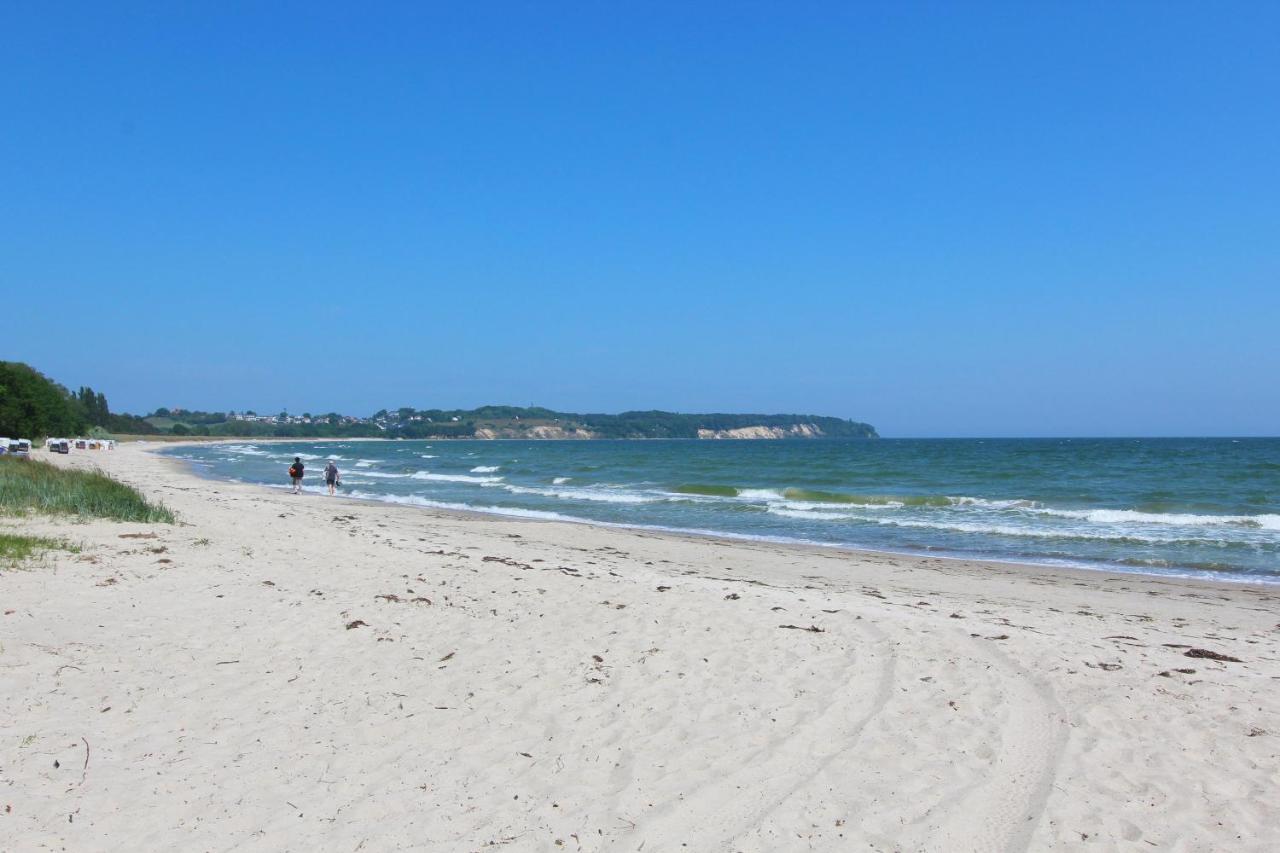 Strandnahe Fewo Mit Terrasse, Gratis Nutzung Vom Ahoi Erlebnisbad Und Sauna In Sellin - Rex Rugia Fewo 28-3 Lobbe Exterior foto